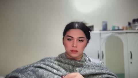 LALA online show from April 2026 01:22:01 PM