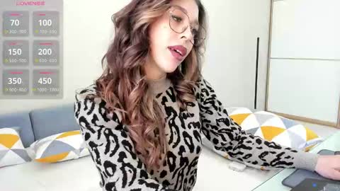 yoursoul_mila online show from January 2026 11:36:01 AM