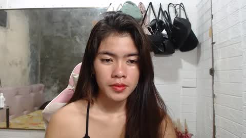 Snapshot of yoursweet_asian20 chatting on January 2025 08:04:02 PM Maddie online show from January 2025 08:04:02 PM