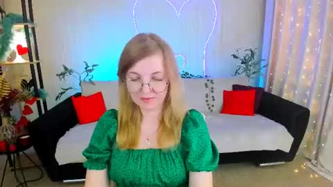 Snapshot of youruniverser chatting on June 2026 10:29:01 AM Alice online show from June 2026 10:29:01 AM