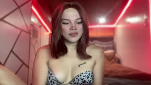 Snapshot of yourwildestdreamgirl chatting on May 2026 02:42:02 AM ANDREA online show from May 2026 02:42:02 AM