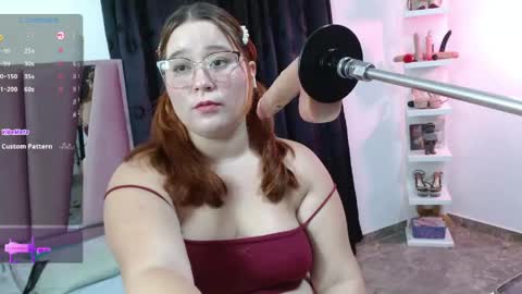 Snapshot of yousweet_chloe chatting on April 2026 03:17:01 AM chloe cattalina online show from April 2026 03:17:01 AM