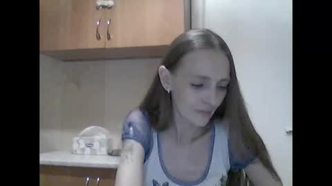 Snapshot of youur_light chatting on April 2026 06:27:02 PM Youur light online show from April 2026 06:27:02 PM
