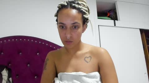 Snapshot of youwishtobeme chatting on December 2024 03:03:02 AM elizabeth ju online show from December 2024 03:03:02 AM