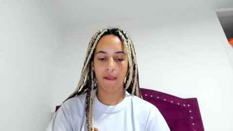 Snapshot of youwishtobeme chatting on January 2025 01:26:01 AM elizabeth ju online show from January 2025 01:26:01 AM