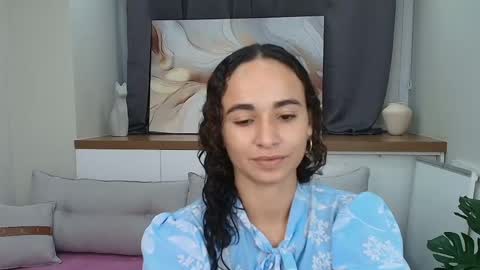 Snapshot of ysenne_josse chatting on May 2026 11:27:02 AM Ysenne online show from May 2026 11:27:02 AM
