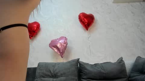 Snapshot of yuki_mii chatting on February 2025 08:17:01 AM Yuki online show from February 2025 08:17:01 AM