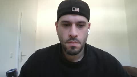 Snapshot of yul53 chatting on March 2026 10:32:01 AM yul53 online show from March 2026 10:32:01 AM