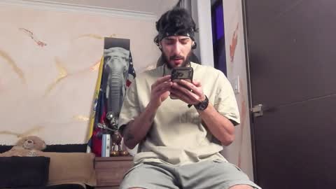 yulian 2811 online show from March 2026 12:16:01 AM