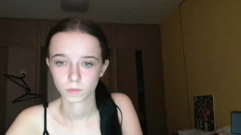 Yuliia online show from October 2025 06:00:01 AM