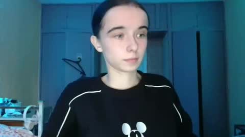 Yuliia online show from October 2025 08:39:01 AM