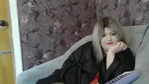 yuliiared online show from May 2026 12:54:02 PM