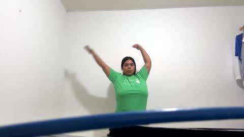 Yuli and SaraIndependent model online show from October 2025 04:02:02 AM