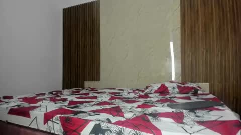 yuly_alex online show from February 2025 11:20:01 AM