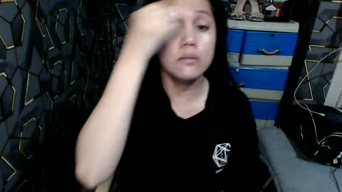 yumi online show from November 2025 03:33:02 PM