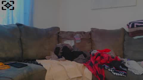 Snapshot of yumiepussyy chatting on February 2025 06:59:01 PM Payton kelly online show from February 2025 06:59:01 PM