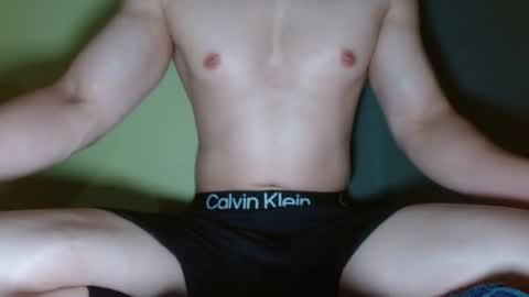 Snapshot of yummmyasiantwink chatting on July 2026 07:06:02 PM YummyAsianTwink online show from July 2026 07:06:02 PM