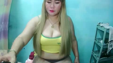 yummy_via online show from February 2026 12:56:02 PM