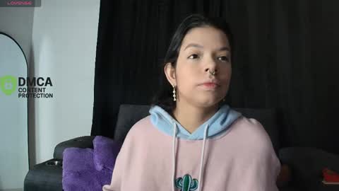 Snapshot of yungelitamor_ chatting on April 2026 04:59:01 AM ELITA online show from April 2026 04:59:01 AM