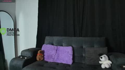 Snapshot of yungelitamor_ chatting on May 2026 05:13:01 AM ELITA online show from May 2026 05:13:01 AM