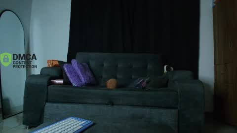 Snapshot of yungelitamor_ chatting on May 2026 05:05:02 AM ELITA online show from May 2026 05:05:02 AM