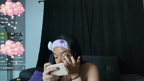 Snapshot of yungelitamor_ chatting on May 2026 05:02:02 AM ELITA online show from May 2026 05:02:02 AM