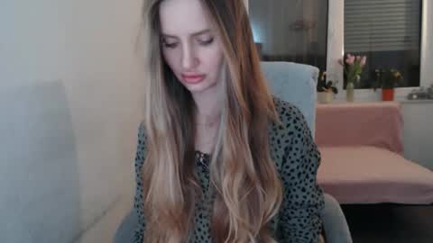  Berry  online show from April 2026 08:53:02 PM