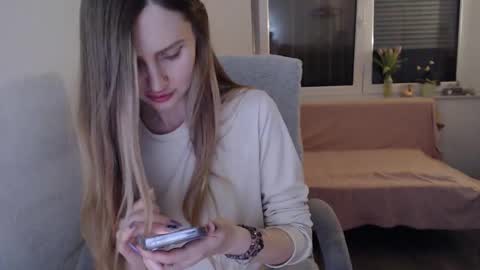  Berry  online show from April 2026 11:52:02 PM