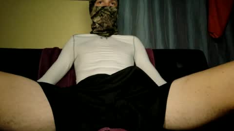 yungnhung_420 online show from July 2026 06:19:02 AM