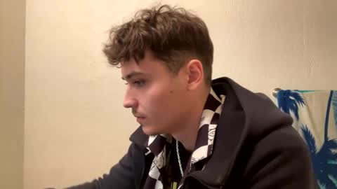 Snapshot of yungstudbev chatting on December 2024 03:09:01 AM yungstudbev online show from December 2024 03:09:01 AM