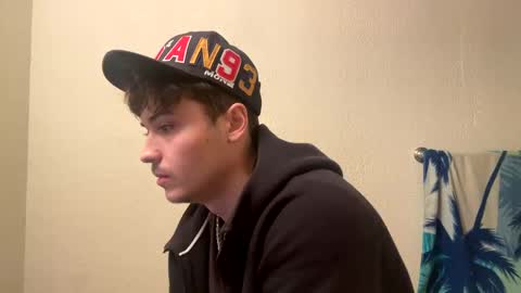 Snapshot of yungstudbev chatting on January 2025 01:32:01 AM yungstudbev online show from January 2025 01:32:01 AM