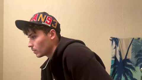 Snapshot of yungstudbev chatting on January 2025 04:33:02 AM yungstudbev online show from January 2025 04:33:02 AM