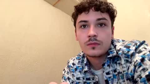 Snapshot of yungstudbev chatting on October 2025 05:32:01 PM yungstudbev online show from October 2025 05:32:01 PM