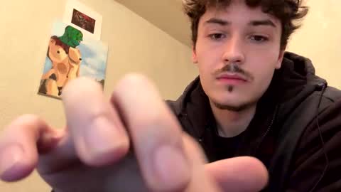 Snapshot of yungstudbev chatting on November 2025 08:42:02 PM yungstudbev online show from November 2025 08:42:02 PM