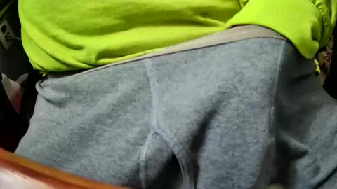 yuppers1234 online show from November 2025 05:45:02 PM