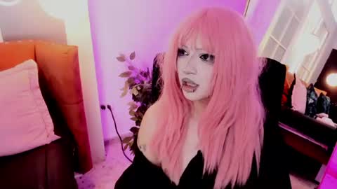 Snapshot of yuri_kay chatting on June 2026 07:50:01 PM Yuri Kay online show from June 2026 07:50:01 PM