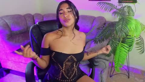 Snapshot of yurumar_ chatting on December 2024 07:53:02 PM yurumar_ online show from December 2024 07:53:02 PM