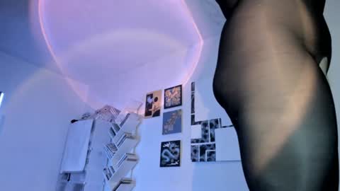 Snapshot of yury_sun chatting on July 2026 02:50:01 AM paola online show from July 2026 02:50:01 AM
