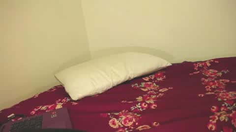 Yuya online show from December 2024 11:35:01 PM