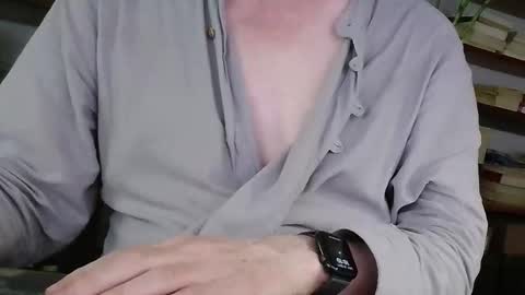 Snapshot of yvanbonar181018 chatting on September 2025 02:18:01 PM yvanbonar181018 online show from September 2025 02:18:01 PM