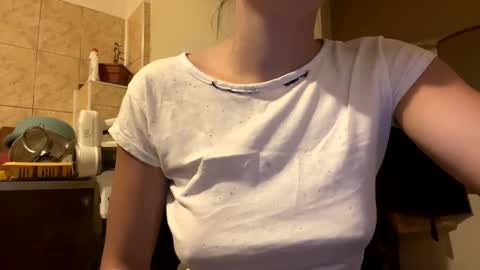 Snapshot of yzza_suave chatting on November 2025 10:07:02 PM yzza_suave online show from November 2025 10:07:02 PM