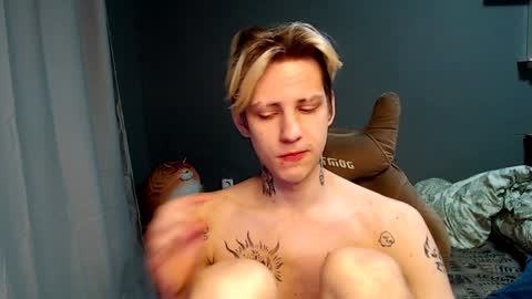 Snapshot of zaaaaaaaaaaaaaaaap chatting on December 2024 01:11:02 PM Toshka online show from December 2024 01:11:02 PM