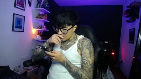 zac_muller1 online show from November 2025 03:34:01 AM