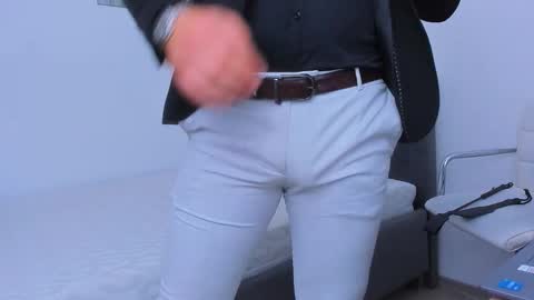 Zack online show from November 2025 11:43:02 PM