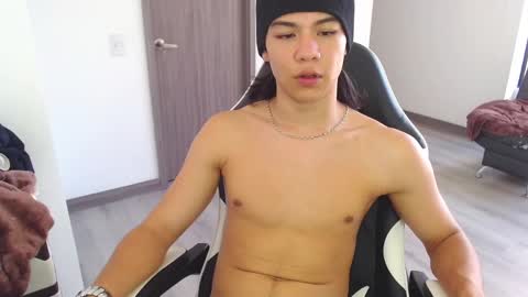 zackss_player online show from October 2025 09:01:01 PM