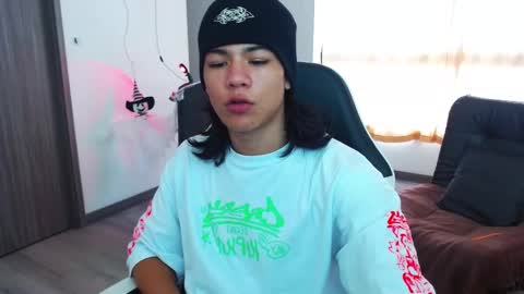 zackss_player online show from October 2025 03:36:02 PM