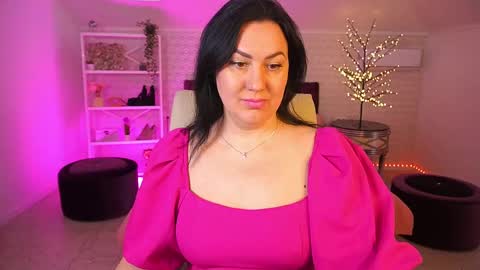 Snapshot of zafiramoonn chatting on April 2026 05:54:02 AM Zafiramoonn online show from April 2026 05:54:02 AM