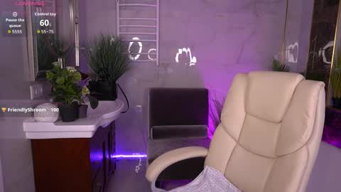Snapshot of zafiramoonn chatting on April 2026 03:07:01 PM Zafiramoonn online show from April 2026 03:07:01 PM