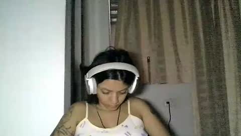 Zafiro online show from June 2026 01:01:02 PM