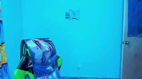 BiG Zafiro online show from February 2026 11:20:01 AM